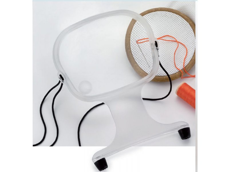 "HANDS-FREE" MAGNIFIER