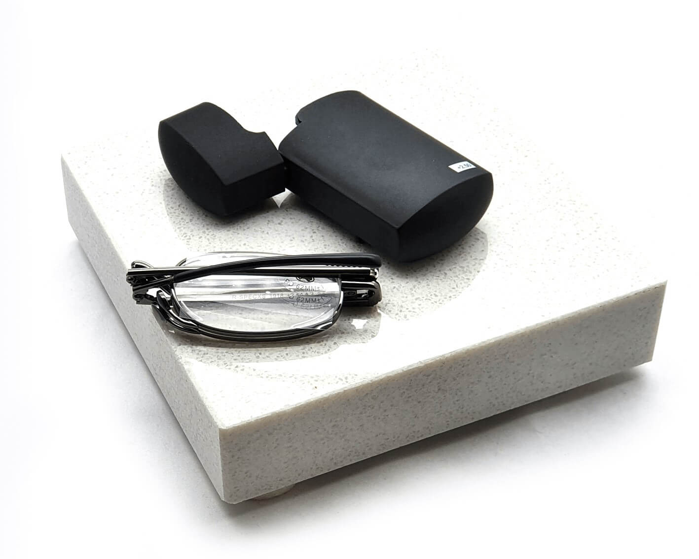 ΓΥΑΛΙΑ ΕΤΟΙΜΑ ΠΡΕΣΒΥΩΠΙΑΣ ΤΣΕΠΗΣ, ΜΕ ΘΗΚΗ ΜΕΓΕΘΟΥΣ ΚΑΙ ΣΧΗΜΑΤΟΣ ΑΝΑΠΤΗΡΑ